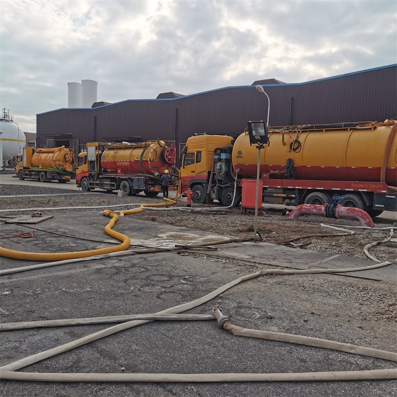 昌北污水池清理